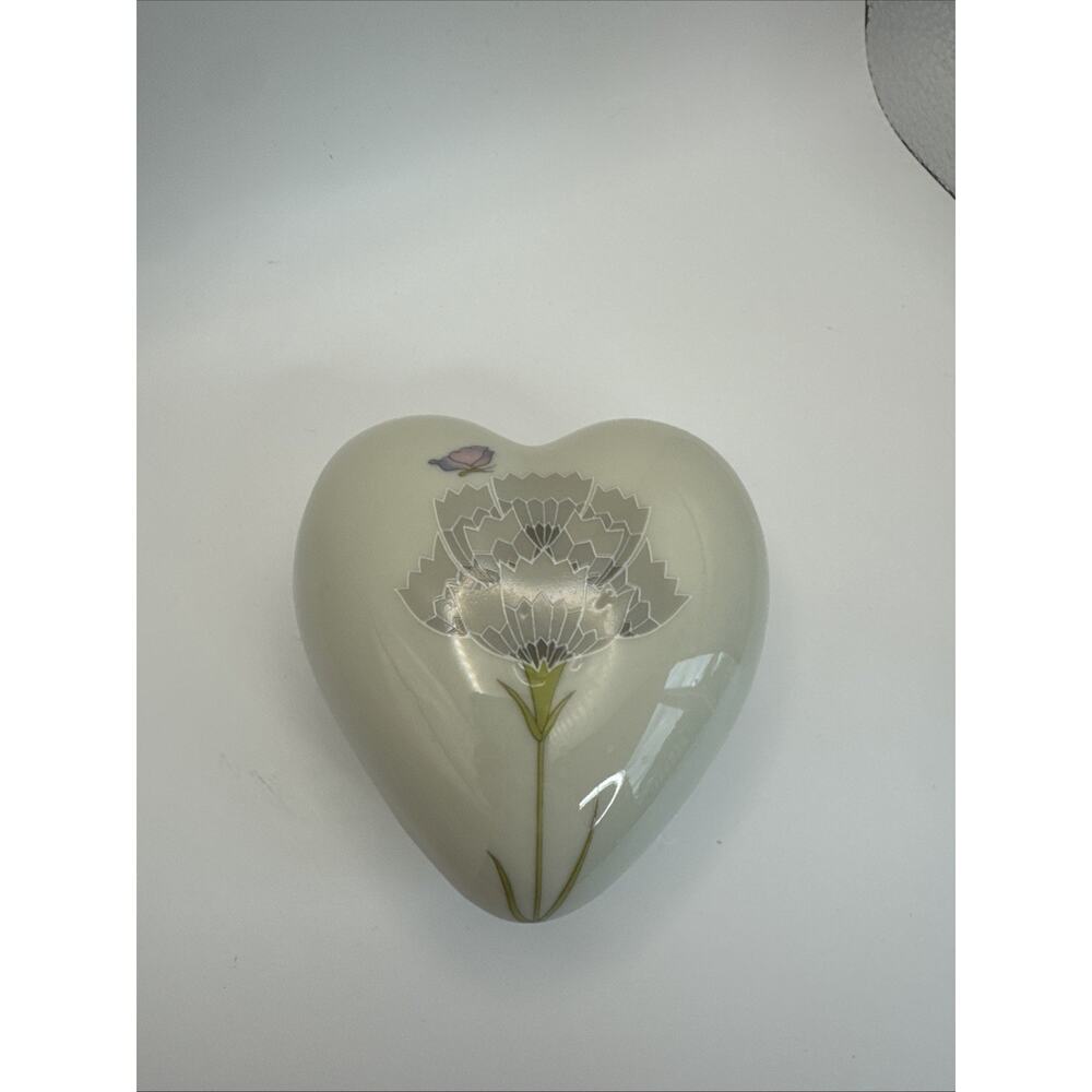 Vintage Takahashi Porcelain Heart Shaped‎ Trinket Jewelry Box Japan Floral SFO